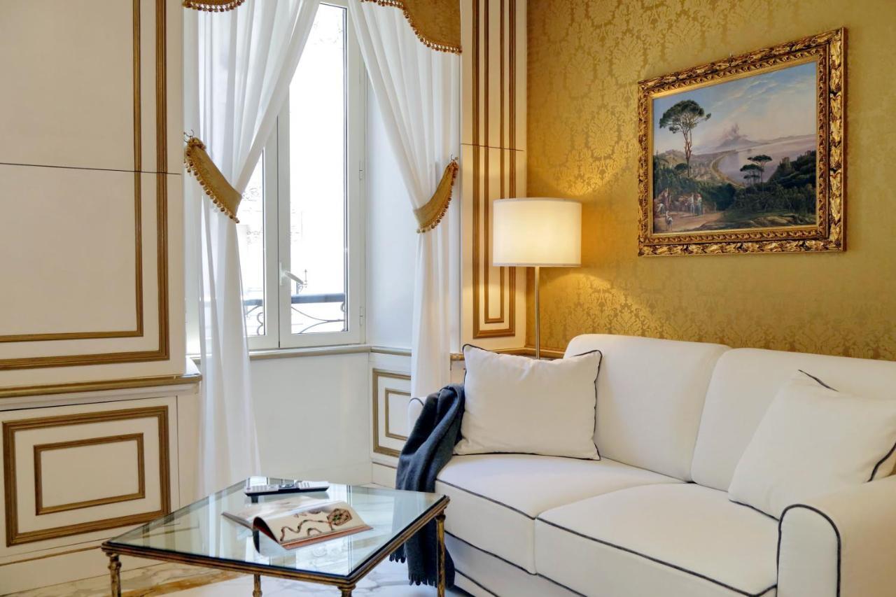 Elegant Nearby Trevi Fountain Apartment Rom